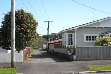Photo of property in 14d Chilman Street, Strandon, New Plymouth, 4312