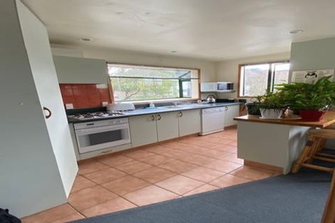 Photo of property in 33 Makara Road, Karori, Wellington, 6012