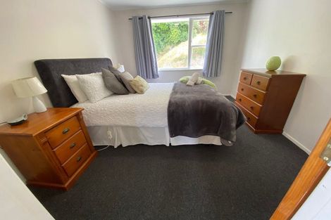 Photo of property in 20 Redwood Avenue, Tawa, Wellington, 5028