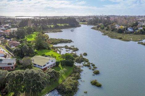 Photo of property in 75 Millen Avenue, Pakuranga, Auckland, 2010