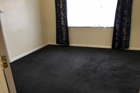 Photo of property in 38 Kirk Street, Otaki, 5512