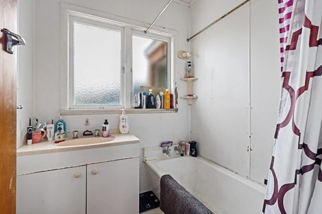 Photo of property in 81 Mardon Road, Enderley, Hamilton, 3214