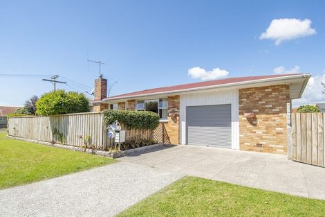 Photo of property in 2 Rimu Street, Gate Pa, Tauranga, 3112