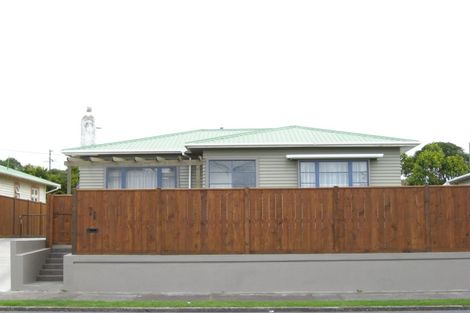 Photo of property in 26 Princes Street, Fitzroy, New Plymouth, 4312