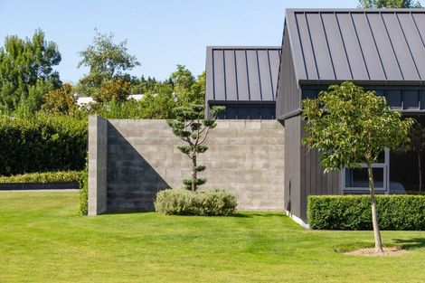 Photo of property in 102 Oxford Street, Martinborough, 5711