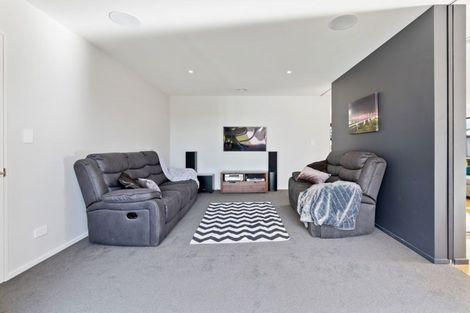 Photo of property in 31 Kingsdowne Drive, West Melton, 7618