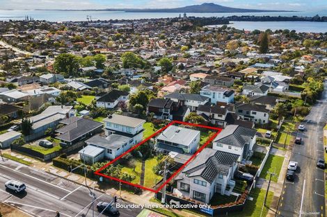 Photo of property in 81 Forrest Hill Road, Milford, Auckland, 0620