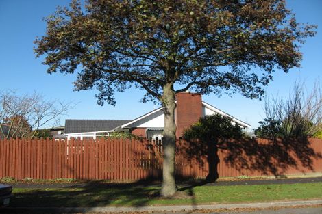 Photo of property in 2 West-watson Avenue, Hillmorton, Christchurch, 8025