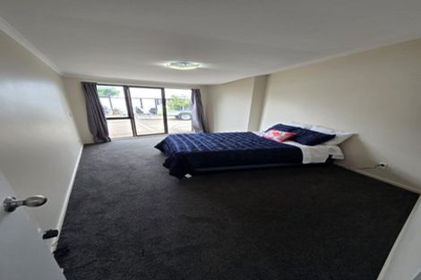 Photo of property in 9 Rangitane Street, Maupuia, Wellington, 6022