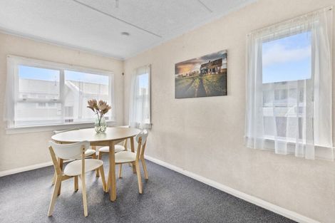 Photo of property in 40 Blake Street, Waitara, 4320