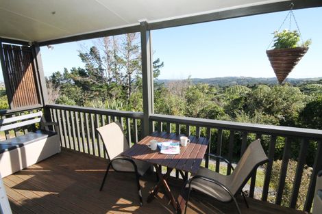 Photo of property in 879 Ponga Road, Opaheke, Papakura, 2584