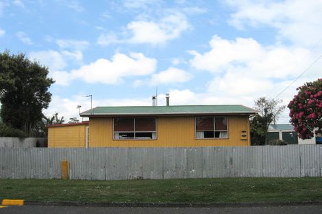 Photo of property in 20 Charles Road, Hannahs Bay, Rotorua, 3010