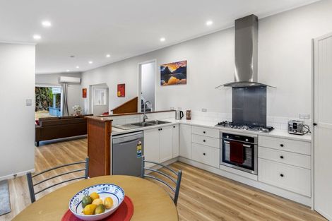 Photo of property in 45 Park Road, Titirangi, Auckland, 0604