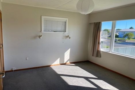 Photo of property in 91 Clarence Cox Crescent, Pirimai, Napier, 4112