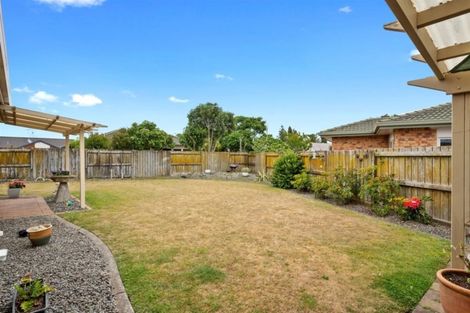 Photo of property in 6 Sequoia Grove, Mount Maunganui, 3116