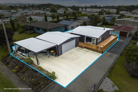 Photo of property in 18 Athenree Road, Athenree, Katikati, 3177