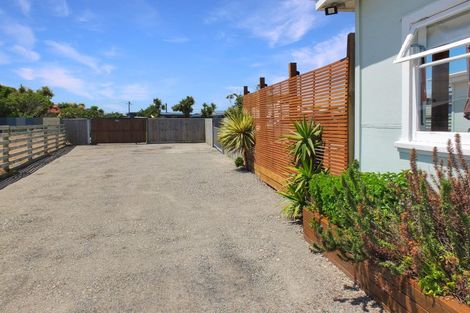 Photo of property in 14 Carthew Terrace, Foxton Beach, Foxton, 4815