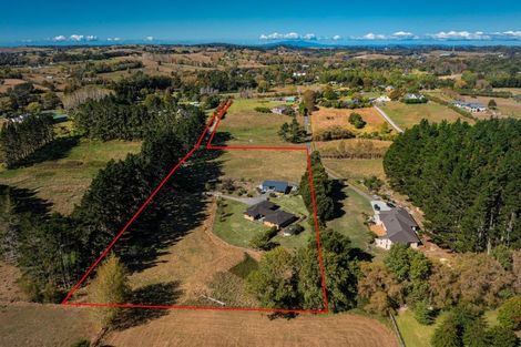 Photo of property in 16 Kennedy Road, Dairy Flat, Albany, 0792