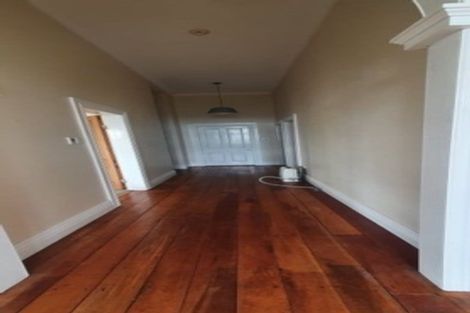 Photo of property in 7 Hipango Terrace, Durie Hill, Whanganui, 4500