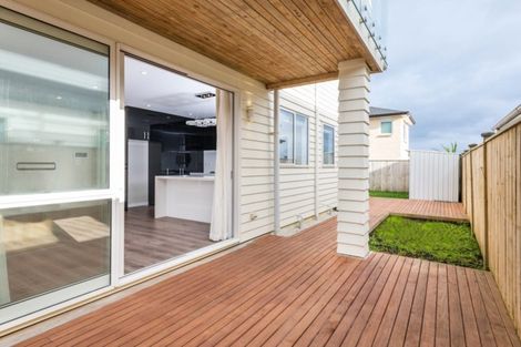 Photo of property in 24 Mackay Drive, Greenhithe, Auckland, 0632