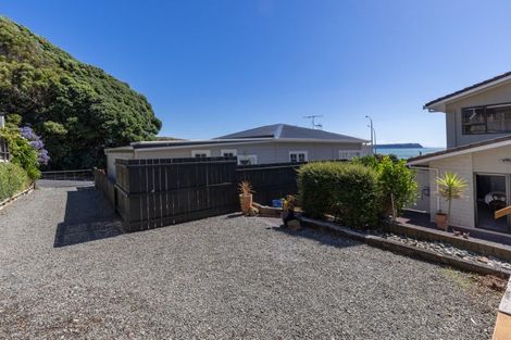 Photo of property in 168 Saint Andrews Road, Plimmerton, Porirua, 5026