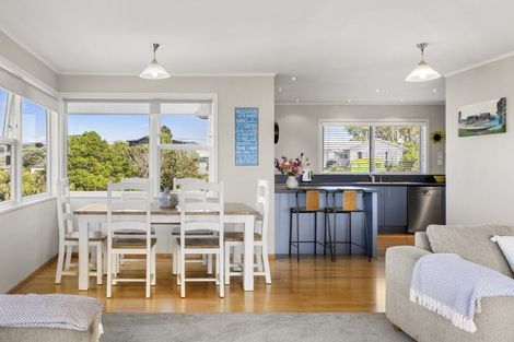 Photo of property in 19 Taipari Avenue, Raglan, 3225