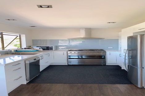 Photo of property in 195 Chelsea View Drive, Chatswood, Auckland, 0626