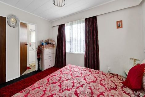 Photo of property in 162 Omata Road, Blagdon, New Plymouth, 4310