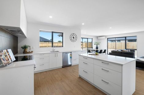 Photo of property in 37 Suffolk Drive, Kirwee, 7571