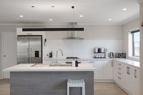 Photo of property in 112 Palm Springs Boulevard, Papamoa Beach, Papamoa, 3118