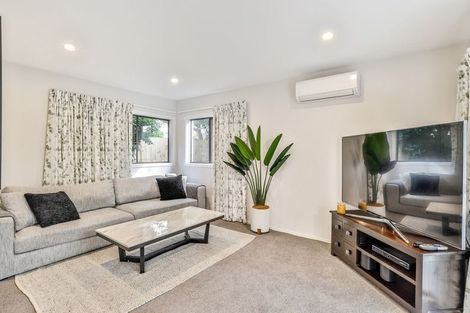 Photo of property in 3/255 Meola Road, Point Chevalier, Auckland, 1022