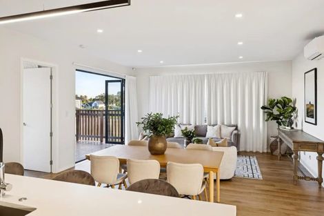 Photo of property in 5 Byron Drury Way, Riverhead, 0820