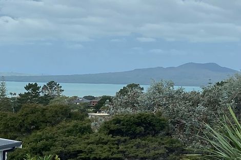 Photo of property in 47a Aberdeen Road, Castor Bay, Auckland, 0620