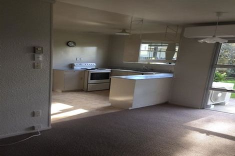 Photo of property in 2/17a Omana Road, Papatoetoe, Auckland, 2025