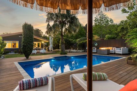 Photo of property in 11 Herbert Drive, Whangamata, 3620