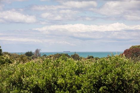 Photo of property in 2 Denby Close, Athenree, Katikati, 3177