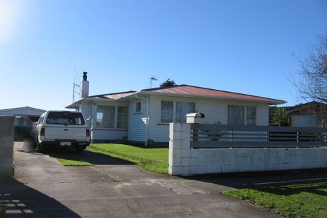 Photo of property in 23 Abraham Crescent, Milson, Palmerston North, 4414