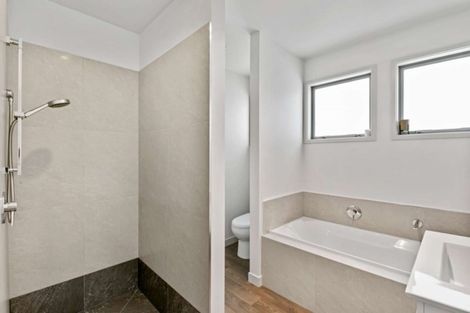 Photo of property in 15 Coutts Street, Papamoa Beach, Papamoa, 3118