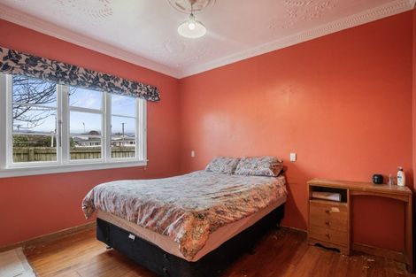 Photo of property in 24 Trafalgar Street, Levin, 5510