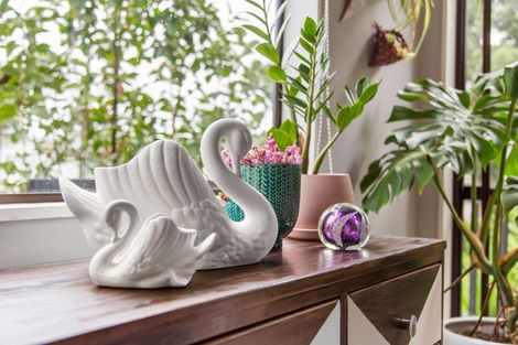 Photo of property in 1/33 Eskdale Road, Birkdale, Auckland, 0626