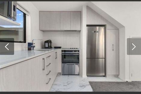 Photo of property in 2/137 View Road, Sunnyvale, Auckland, 0612