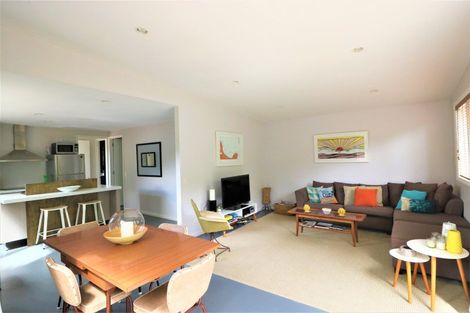 Photo of property in 52 Mako Avenue, Whiritoa, Whangamata, 3691