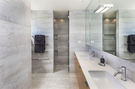 Photo of property in 39 Makora Street, Fendalton, Christchurch, 8041