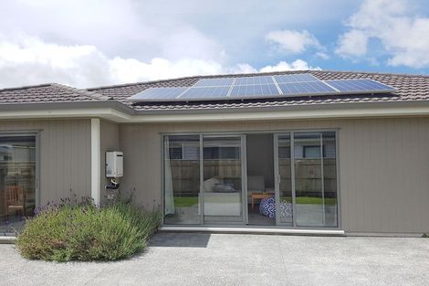 Photo of property in 11 Henrietta Maxwell Grove, Wainuiomata, Lower Hutt, 5014