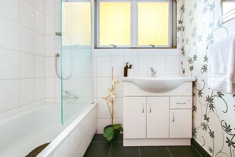 Photo of property in 132a Guppy Road, Taradale, Napier, 4112