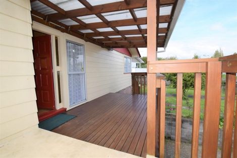 Photo of property in 38 Larissa Avenue, Henderson, Auckland, 0610