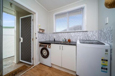 Photo of property in 285 South Road, Hawera, 4610