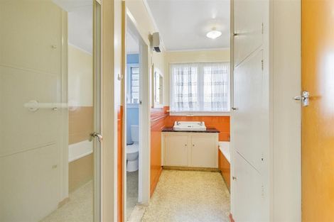 Photo of property in 3 Point Bush Road, Waimate, 7924