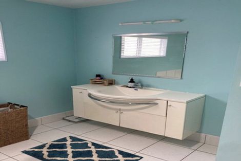 Photo of property in 12b Kororako Grove, Whalers Gate, New Plymouth, 4310