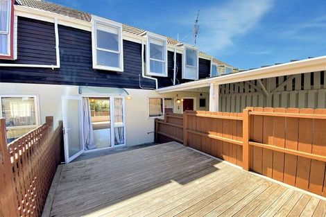 Photo of property in 7 Hollydale Grove, Churton Park, Wellington, 6037